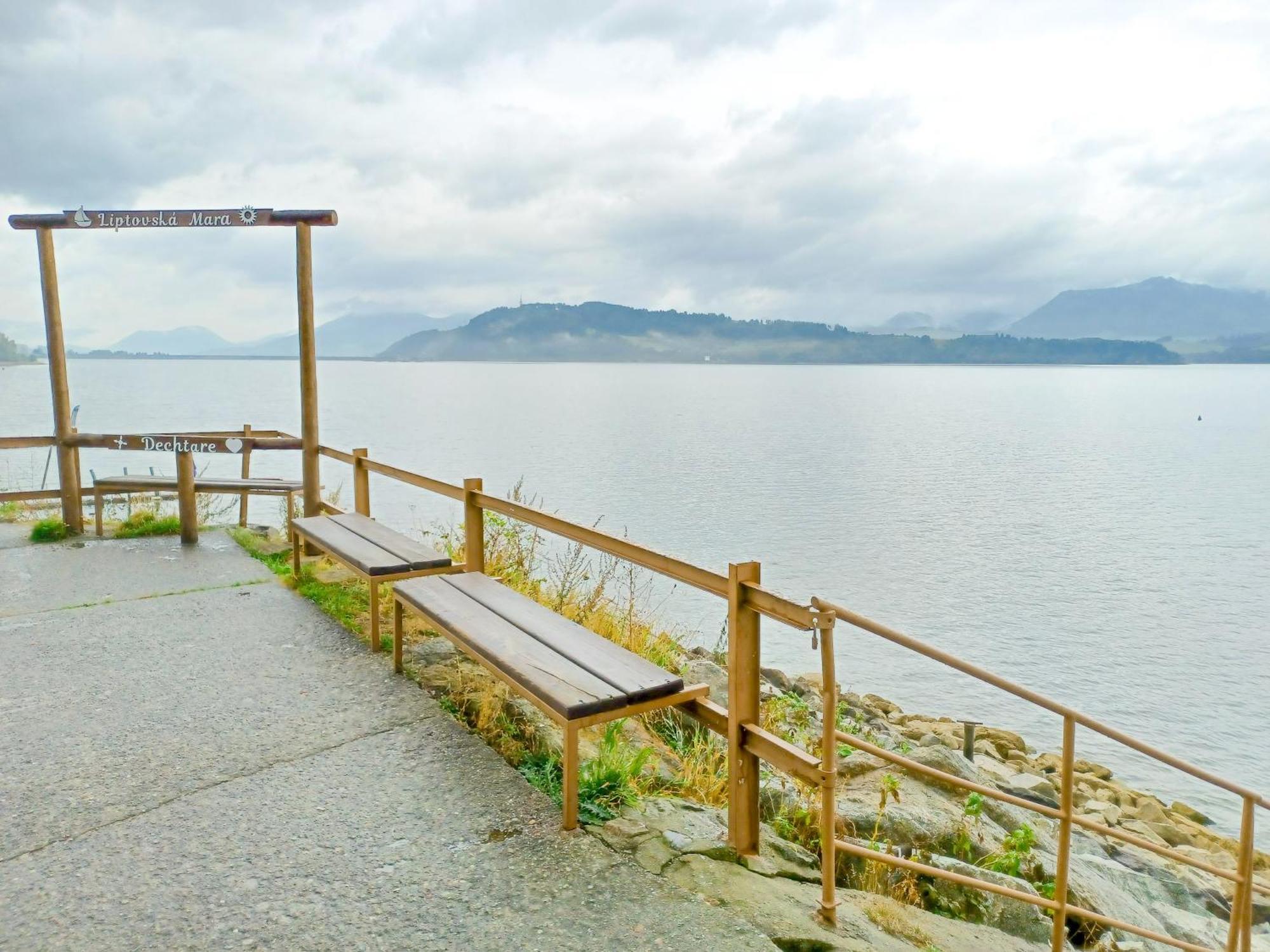 Riverfront Apartment Bešeňová Εξωτερικό φωτογραφία